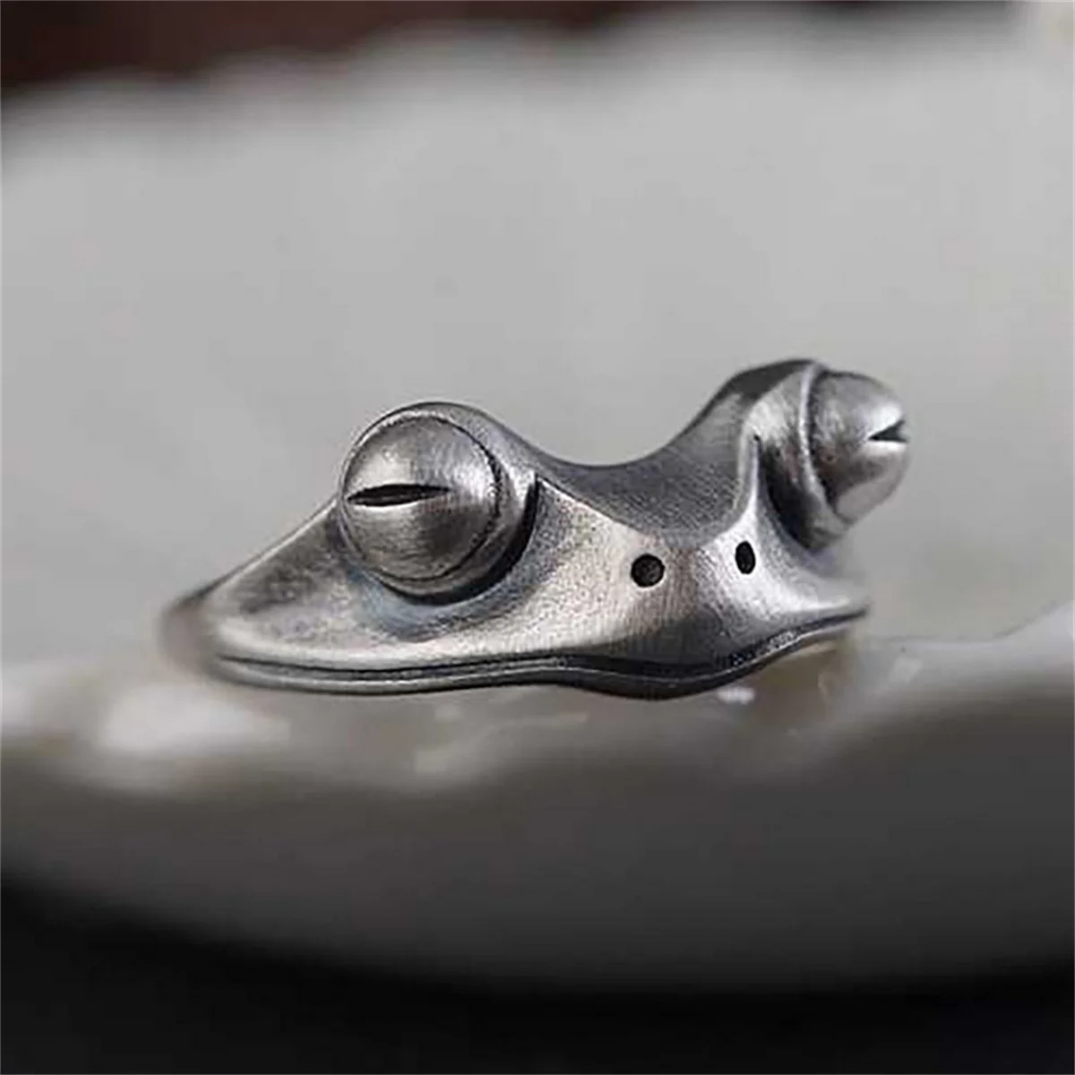 Silver Retro Animal Rings Artistic Design Silver Retro Animal Rings Artistic Design