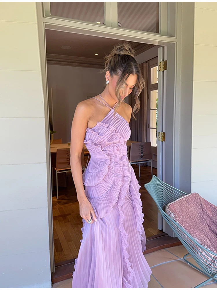 Chic pleated halter neck long vacation dress high quality