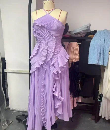 Chic pleated halter neck long vacation dress high quality