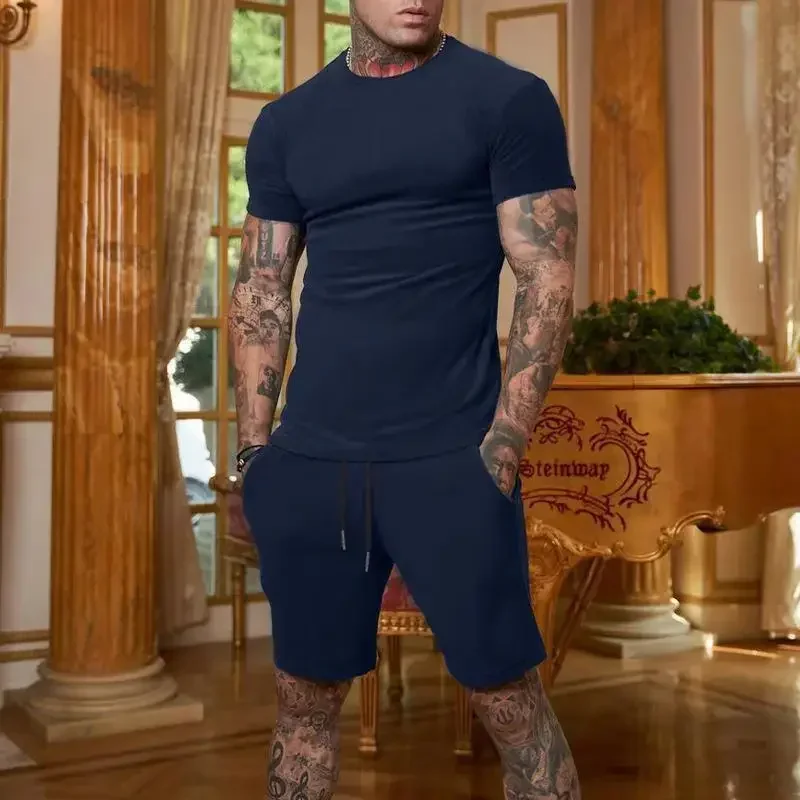 Men's sportswear short sleeved t-shirt and shorts set